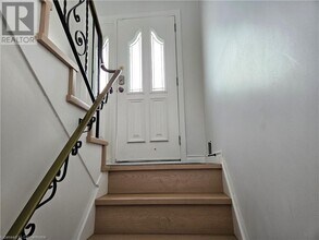 73 Mohawk Rd E in Hamilton, ON - Building Photo - Building Photo