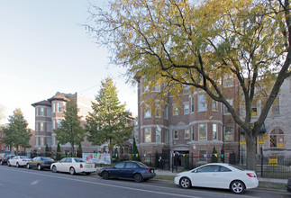 Oakwood Apartments in Chicago, IL - Building Photo - Building Photo