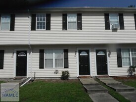 1100-5B Pineland Ave in Hinesville, GA - Building Photo