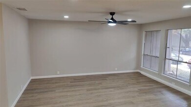 11840 Leisure Dr in Dallas, TX - Building Photo - Building Photo