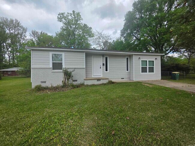 property at 407 Rock St