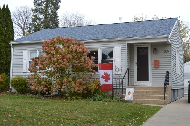 property at 509 Caromar Dr