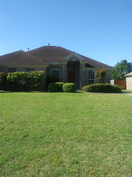 7554 Pinnacle Point in Montgomery, AL - Building Photo