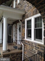 33 Price Ave in Narberth, PA - Building Photo