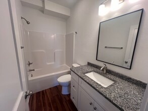 304 Indian Dr in Kill Devil Hills, NC - Building Photo - Building Photo