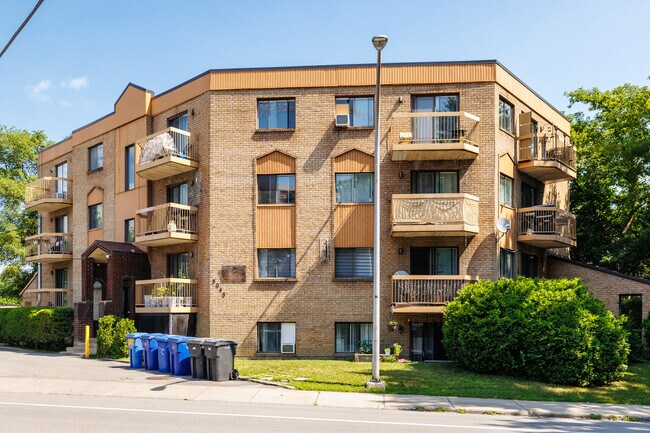 3045 Lévesque Boul O in Laval, QC - Building Photo - Building Photo