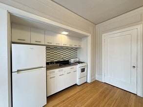 1307 Oak Ave, Unit N4 in Evanston, IL - Building Photo - Building Photo