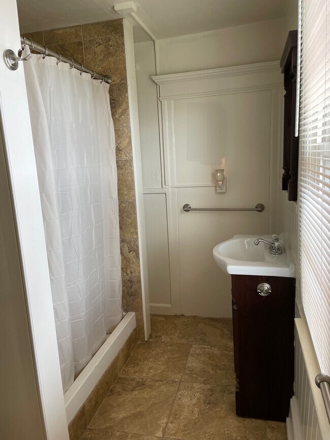 801 Arago St in Egg Harbor City, NJ - Building Photo - Building Photo