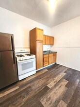 3301 W Potomac Ave in Chicago, IL - Building Photo - Building Photo