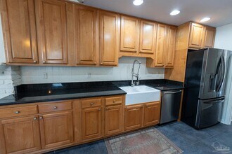 802 Bayshore Dr in Pensacola, FL - Building Photo - Building Photo