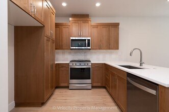 3032 NE Terreo Pl in Bend, OR - Building Photo - Building Photo