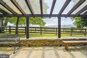 18285 Foundry Rd in Purcellville, VA - Building Photo - Building Photo