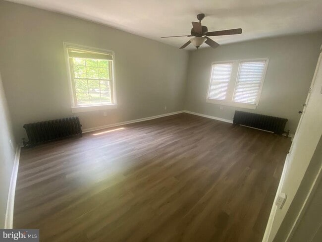 property at 109 N Thomas Ave