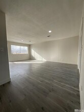 1090 Barstow St in Reno, NV - Building Photo - Building Photo