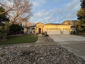 1706 Guildford Way in Plumas Lake, CA - Building Photo