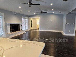 515 Hollow Ridge Rd in Palm Harbor, FL - Building Photo - Building Photo