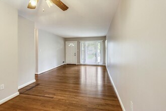 13109 Dumbarton Dr in Rockville, MD - Building Photo - Building Photo