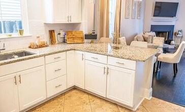 5929 Milne Blvd in New Orleans, LA - Building Photo - Building Photo