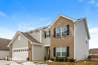 897 Adena Ln in Westfield, IN - Foto de edificio - Building Photo