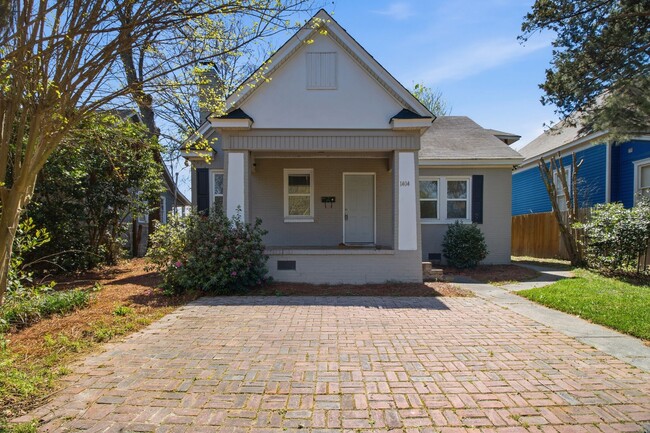 property at 1404 18th St