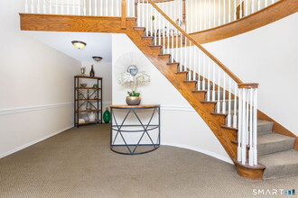 25 Stanley St in West Hartford, CT - Building Photo - Building Photo