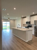 1215 Turtle Is Rd in Lady Lake, FL - Building Photo