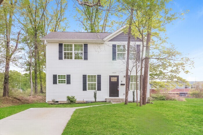 1034 Floyd Ln in Gastonia, NC - Building Photo