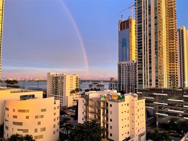 444 NE 30th St in Miami, FL - Building Photo - Building Photo