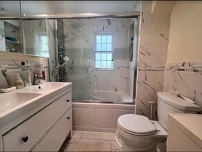 68 Bow Rd in Newton, MA - Building Photo - Building Photo