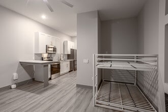 Apartments on Main in Davenport, IA - Building Photo - Interior Photo