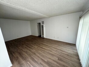 3363-3369 Rexford St in Ventura, CA - Building Photo - Building Photo