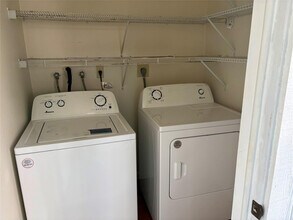 9384 S Belfort Cir in Tamarac, FL - Building Photo - Building Photo