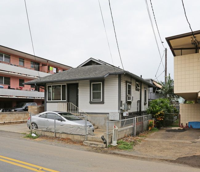 1629 Philip St in Honolulu, HI - Foto de edificio - Building Photo