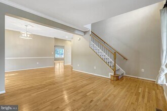6001 Alderdale Pl in Haymarket, VA - Building Photo - Building Photo