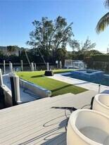 911 NW 7th St in Dania Beach, FL - Building Photo