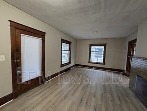 349 17th St SE in Cedar Rapids, IA - Building Photo - Building Photo