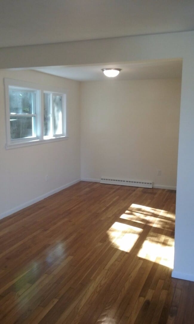 7 North Crescent Circuit, Unit 1 in Boston, MA - Building Photo - Building Photo