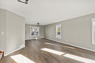 9418 68th St in Kenosha, WI - Building Photo - Building Photo