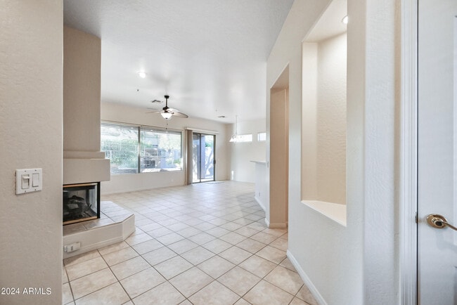 6572 Shooting Star Way in Scottsdale, AZ - Building Photo - Building Photo