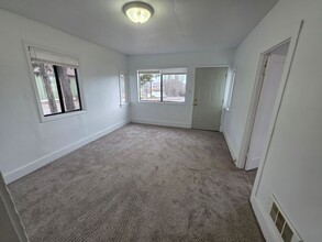 601 6th Ave W in Polson, MT - Building Photo - Building Photo