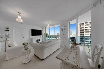 1881 79th Street Causeway in North Bay Village, FL - Building Photo - Building Photo