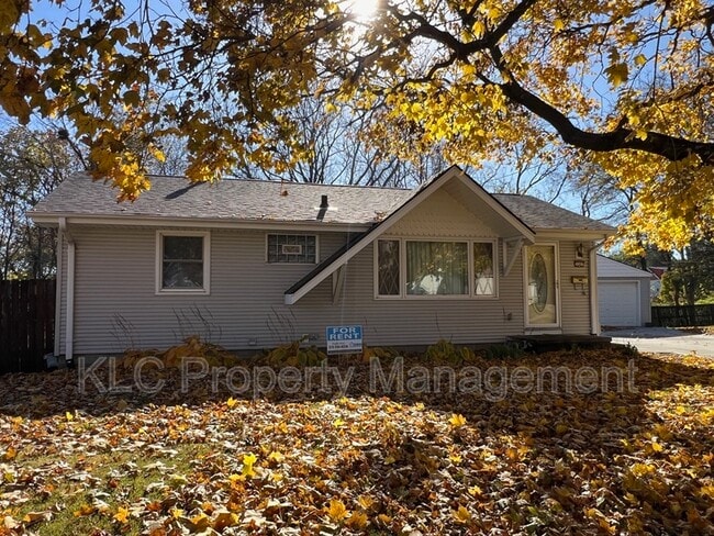 3307 Gleaves Ct in Des Moines, IA - Foto de edificio - Building Photo