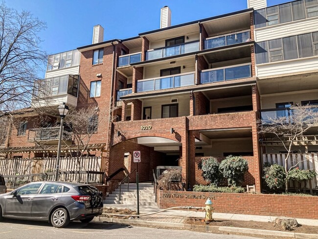 property at 1020 N Stafford St