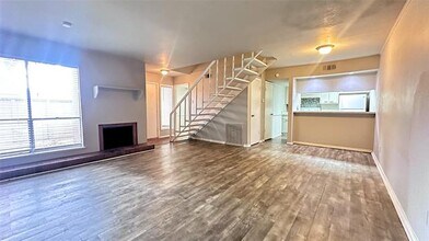 3045 Park Ln in Dallas, TX - Building Photo - Building Photo