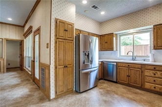 1405 Ridgemoor Ln in Richardson, TX - Building Photo - Building Photo