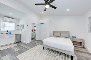 2302 Leon St in Austin, TX - Building Photo