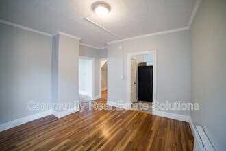 68 5th St in Bangor, ME - Building Photo - Building Photo