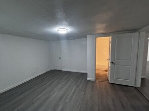 115 Buchanan St in Whitesboro, TX - Building Photo - Building Photo
