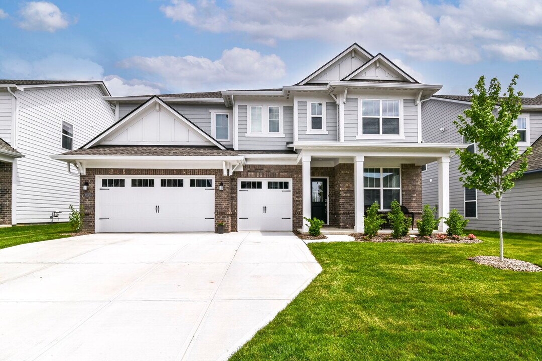19442 Honeylocust Gln in Noblesville, IN - Foto de edificio