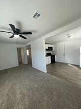 1529 E Sunnyside Dr, Unit A in Phoenix, AZ - Building Photo - Building Photo